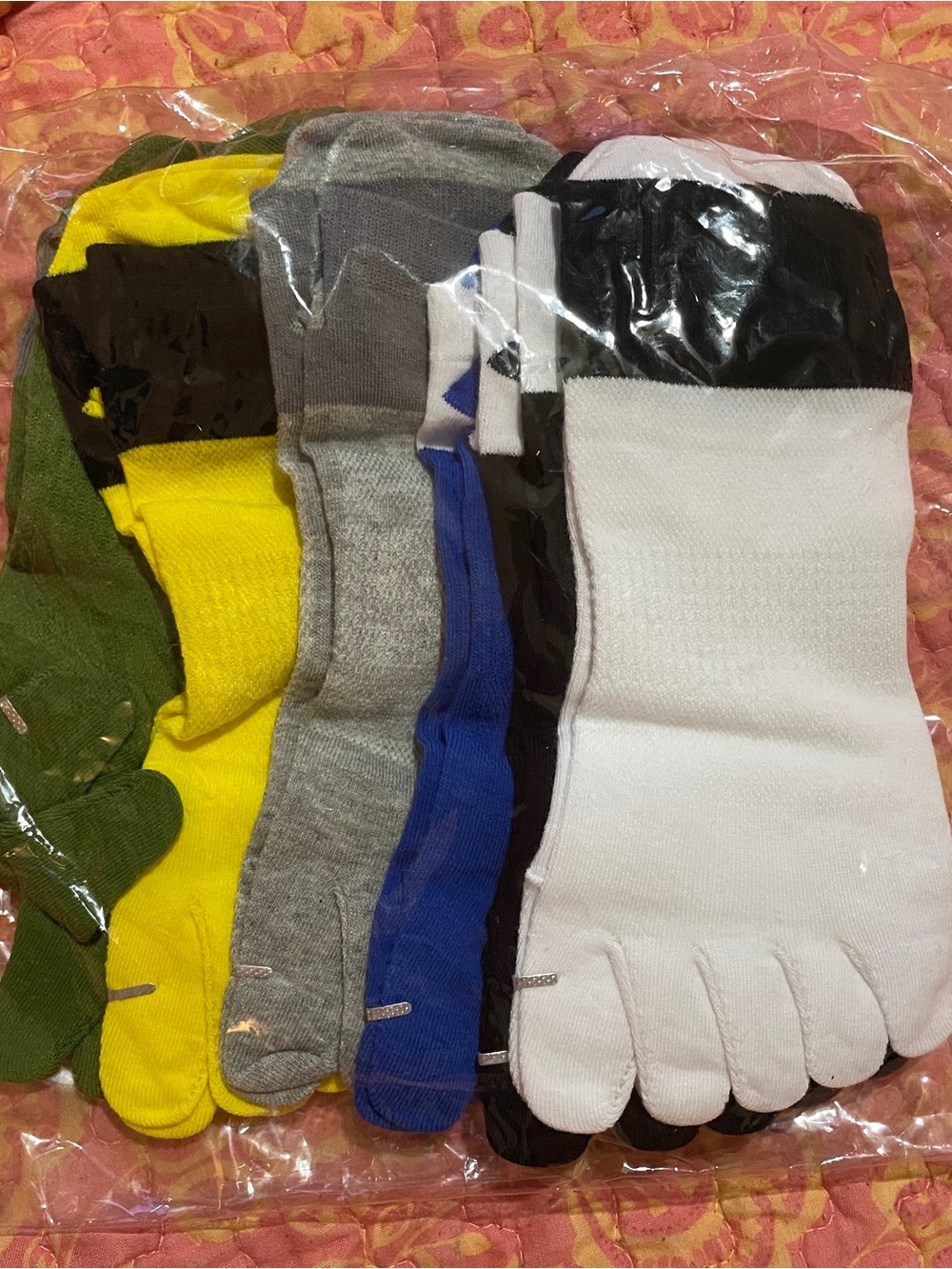 6 Pack of Toe Socks in White, Blue, Gray, Yellow, Green, & Black